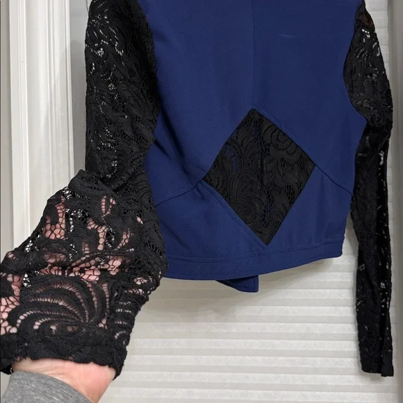 Material Girl Cropped Jacket - Picture 5 of 6